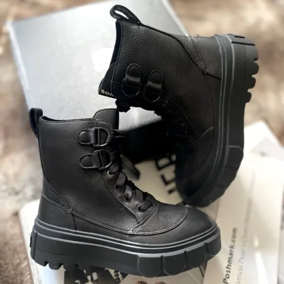 Free People x Sorel Caribou X Lace Up Boots - Picture 8 of 15